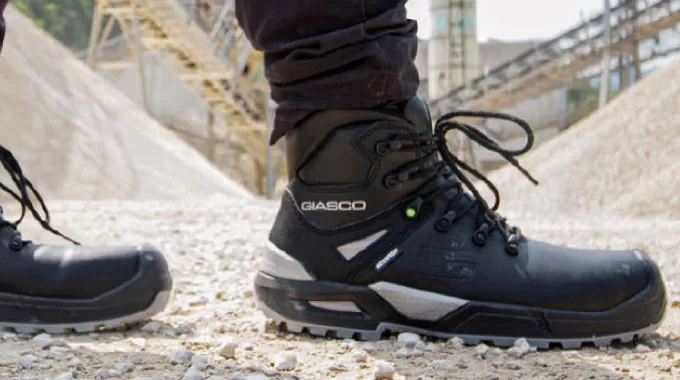 Giày Bảo Hộ GIASCO – Sự Lựa Chọn Xứng Tầm Người Dẫn Đầu