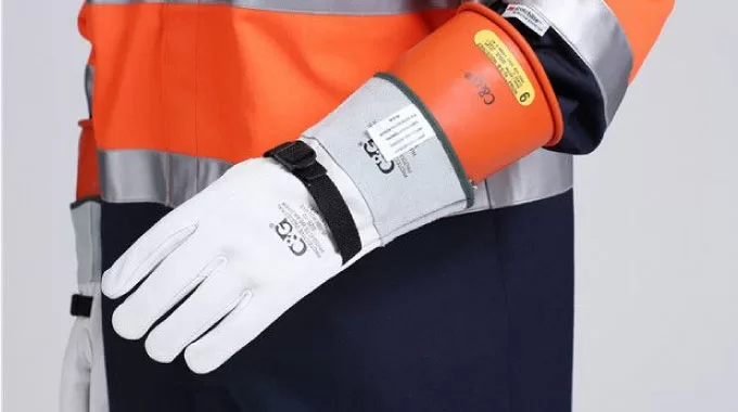 Găng Tay Cách Điện: An Toàn Cho Công Việc Điện Lực
