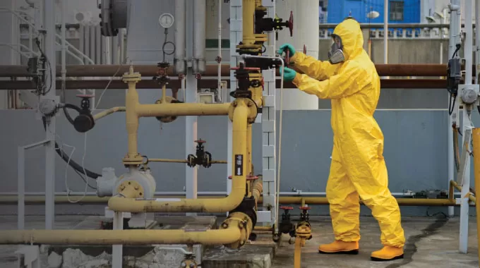 Cách Phối Hợp Quần Áo, Găng Tay, Giày Bảo Hộ Để Tối Đa An Toàn