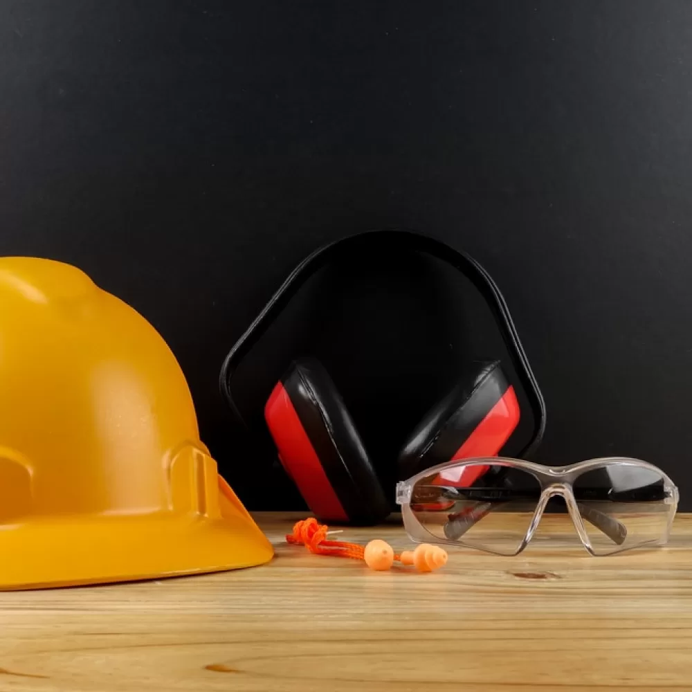 So Sánh PPE Dùng Một Lần Và PPE Tái Sử Dụng: Nên Chọn Loại Nào?